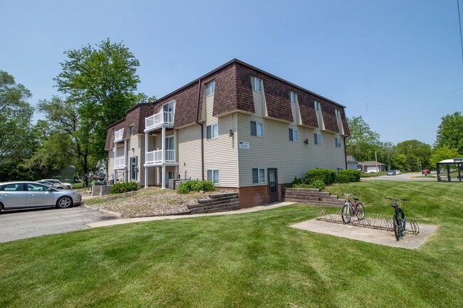 4606 Ontario