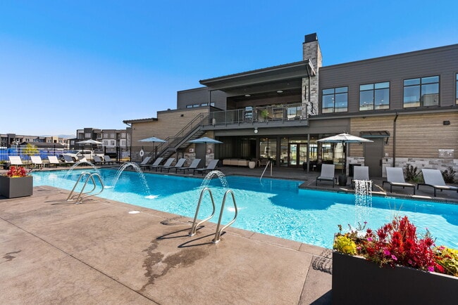 Northwest Crossing Apartment Homes