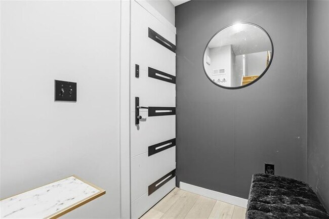 Photo - 5228 Dresden Wy