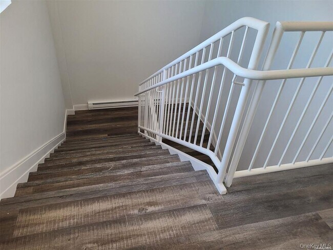 Photo - 262 E Main St Unidad D