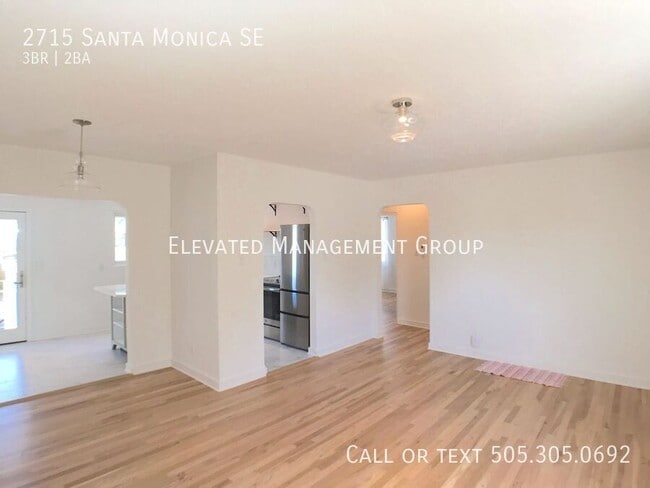 Building Photo - 2715 Santa Monica Ave SE Rental