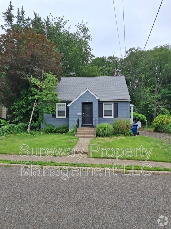 Building Photo - 447 E Park Ave Rental