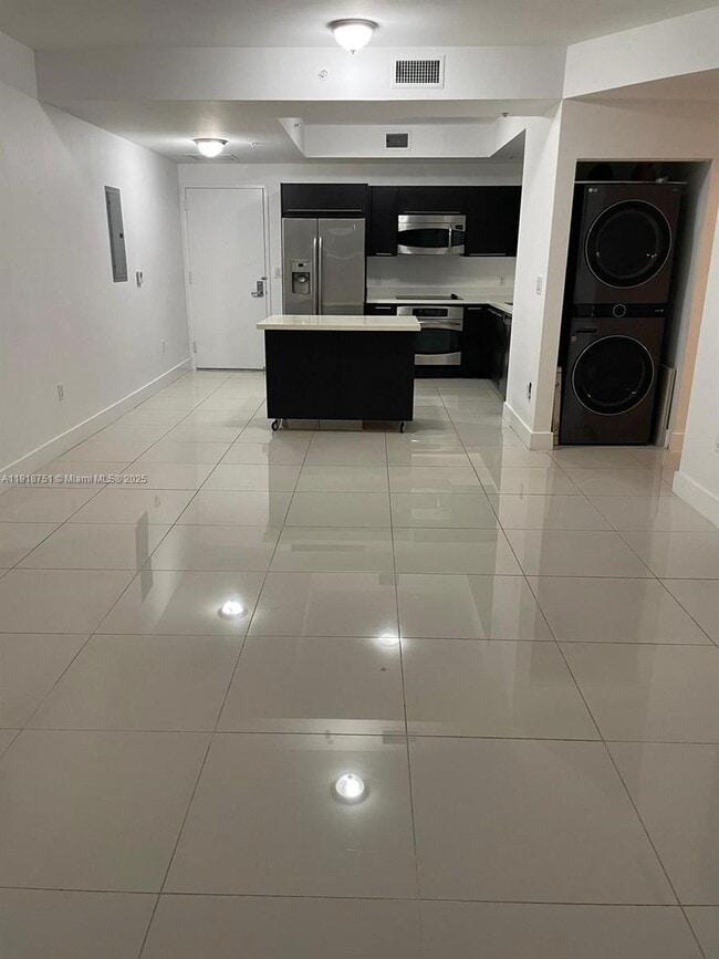 Photo - 90 SW 3rd St