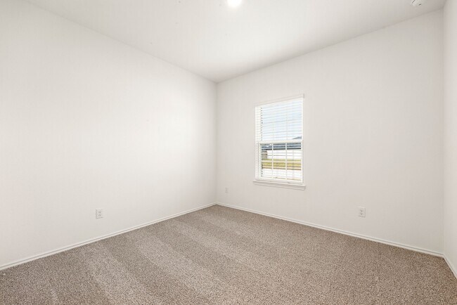 Photo - 3023 Sycamore Run Ln