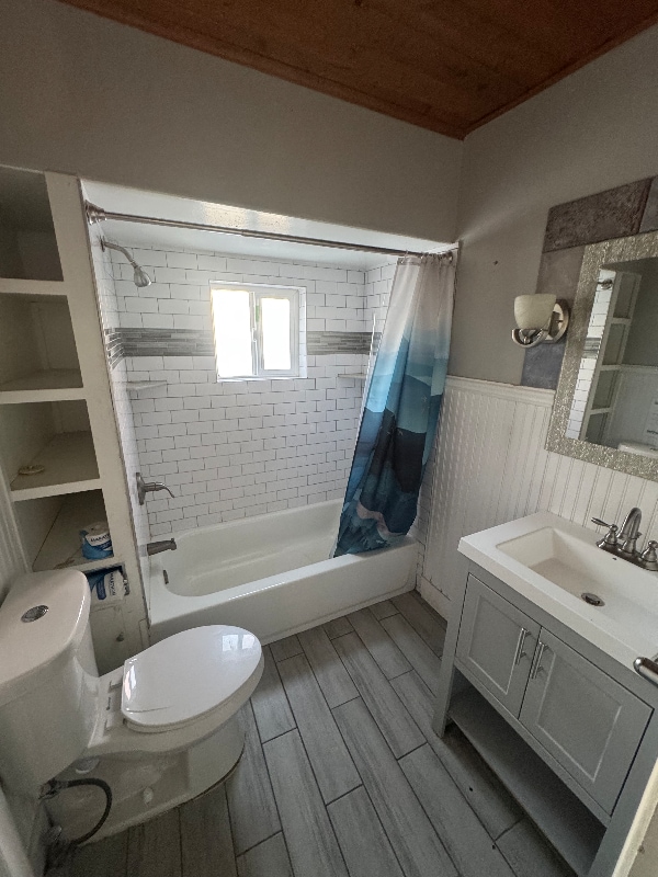 Photo - 4928 Newton St