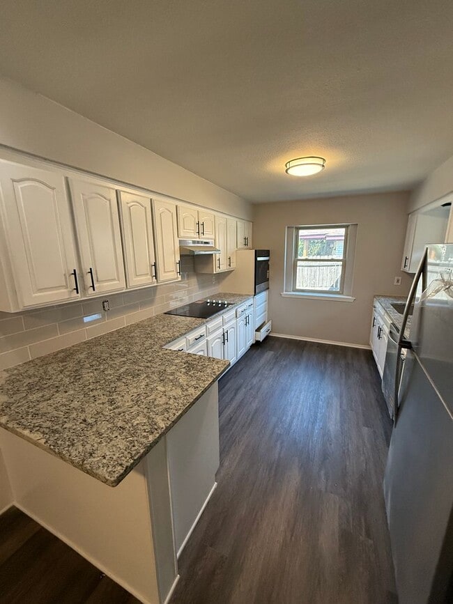 Photo - LEMONWOOD7412-14 Unit 7412