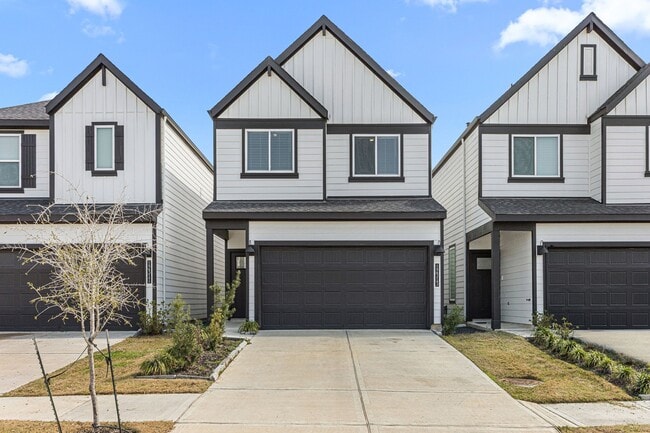 Photo - 12313 Churchill downs Dr