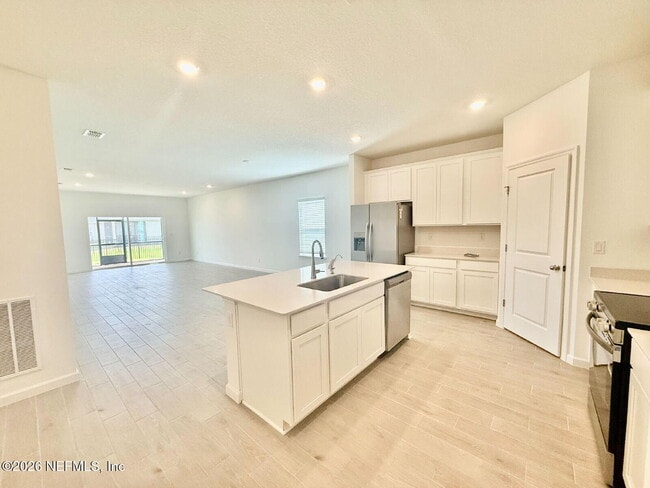 Photo - 3016 Raven Trce