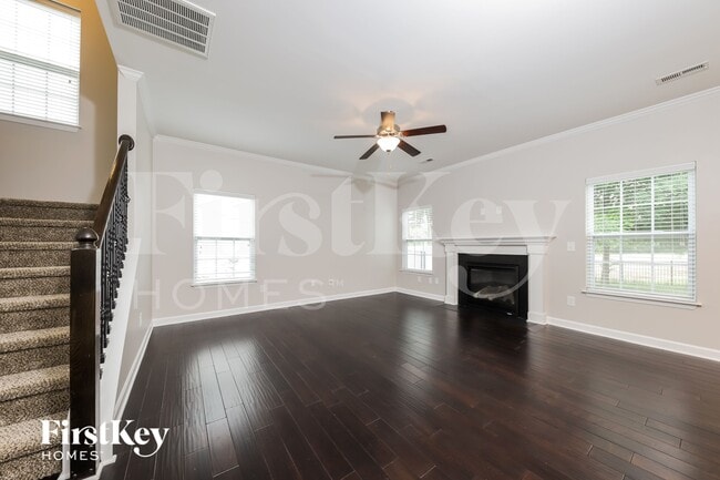 Photo - 132 Bethel Oaks Ct