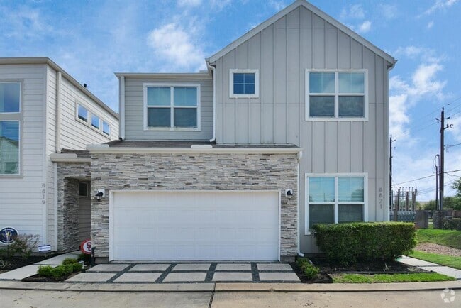 Building Photo - 8821 Hollister Pine Ct Rental