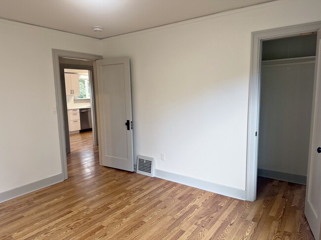 Photo - 9002 Corliss Ave N