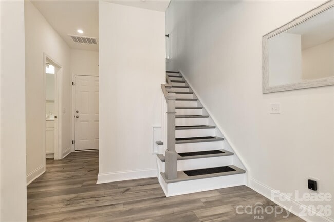 Photo - 4202 Alexander Vw Dr