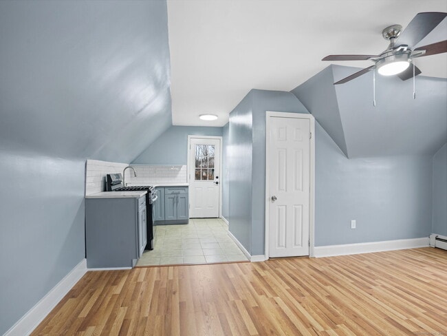 Photo - 90 Amsterdam Ave Unit 2