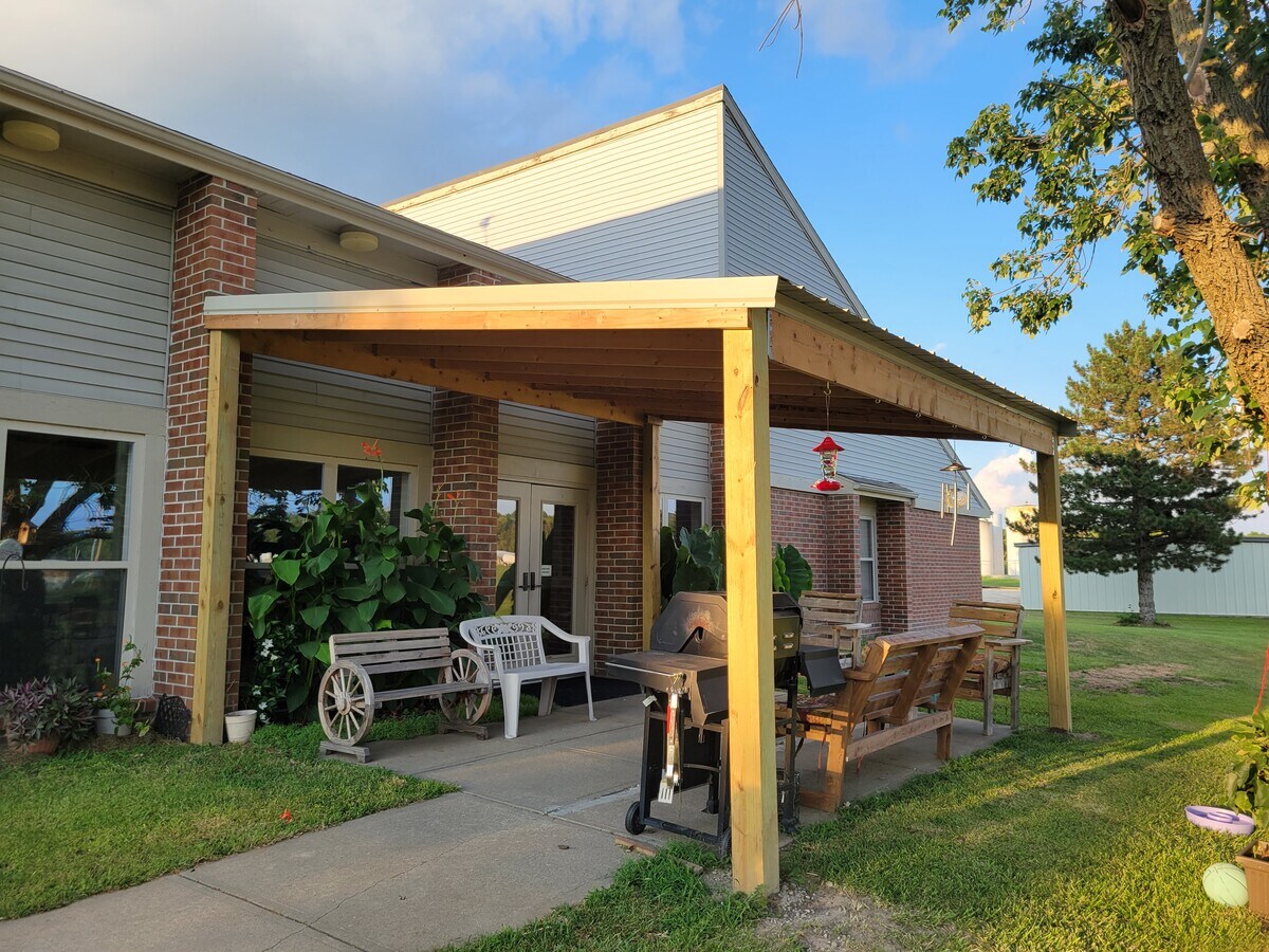 Photo - Oregon Trail Apartments