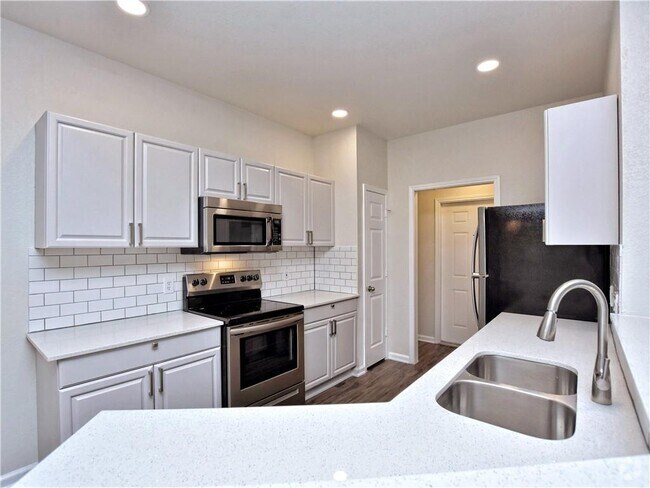 Building Photo - 21511 Pershing Ave Rental