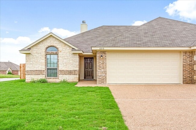 Photo - Duplex on Hilltop Drive | Midway ISD