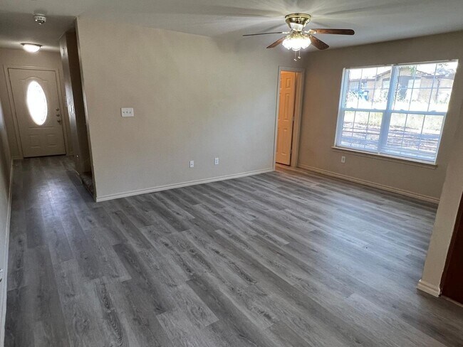Photo - 929-931 Parkplace Ridge Unit 931
