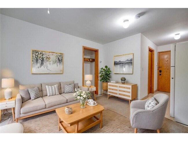 Photo - 99 E 54th St Apartment Unit 17