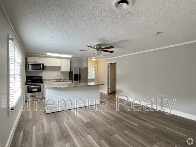 Building Photo - 2405 Eden St Unit #B Rental