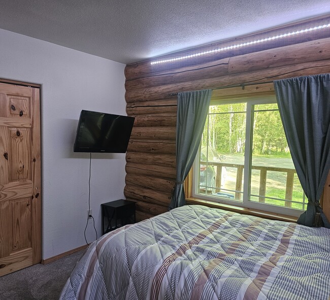 Photo - 2840 Horseshoe Way