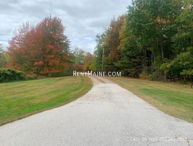 Photo - 841 Eastern Ave