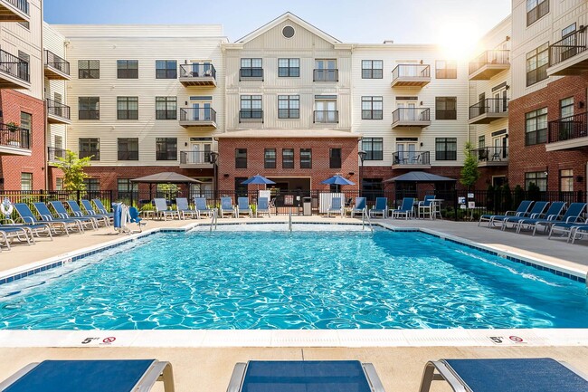 Photo - Highland Station