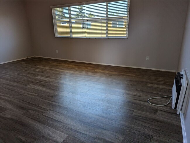 La Privada Valle Poway