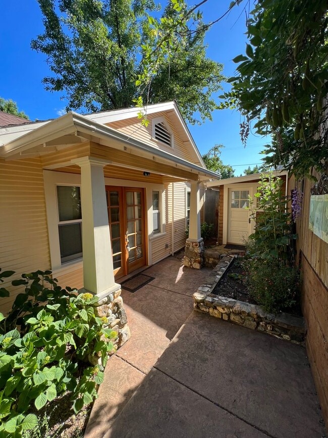 Photo - Charming 1 bedroom 1 bath cottage tucked off the beaten path but in down town Grass Valley with p...