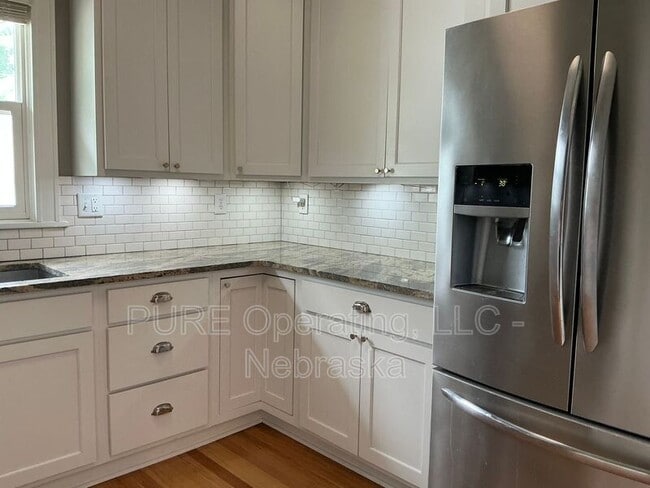 Photo - 4182 Wakeley St