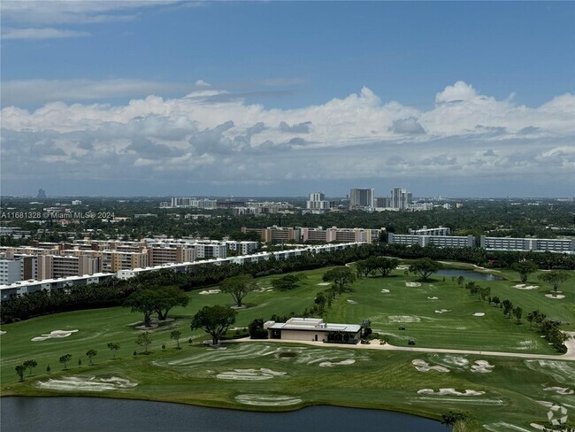 Building Photo - 1755 E Hallandale Beach Blvd Unit 2207E Rental