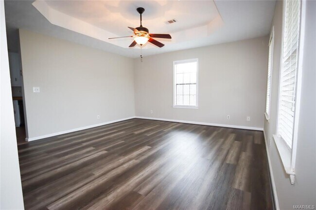 Photo - 113 Kentucky Oaks St