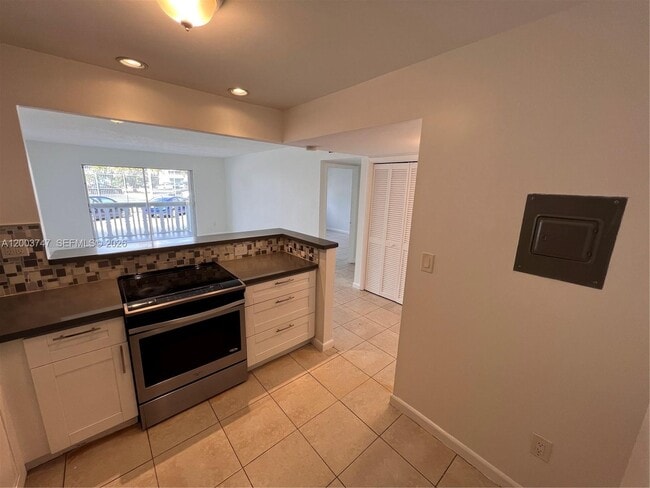 Photo - 15221 NE 6th Ave Unit A104