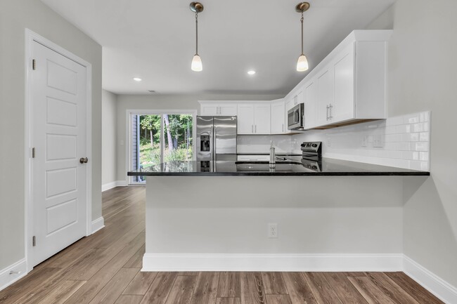 Photo - 227 W Point Dr