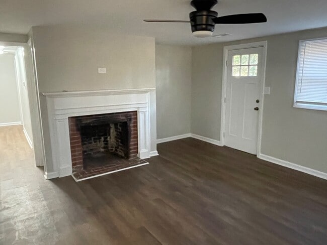 Photo - 2155 Goins Dr