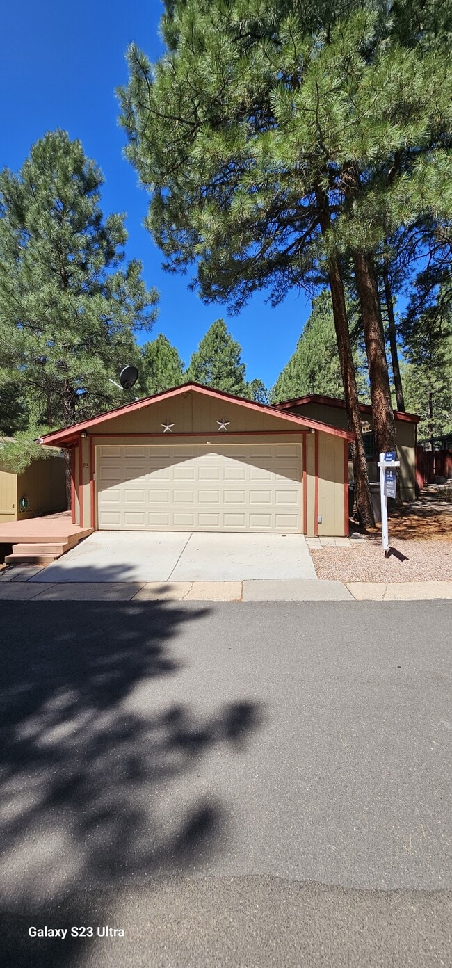 Building Photo - 2401 W Rte 66 Rental