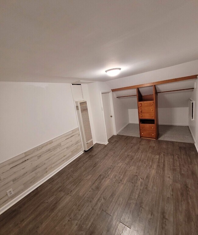 Bedroom - 1933 Colfax Ave Unit #3