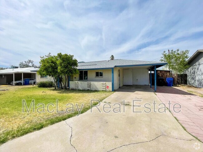 Building Photo - 1524 W 7th St Rental