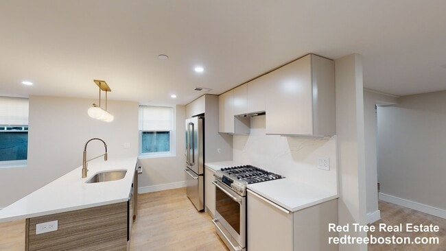 Photo - 93 Williston Rd Unit 1