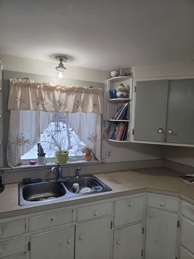 Photo - 8 Woodknoll Dr