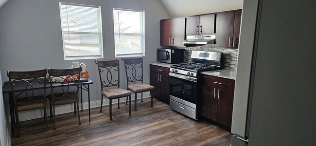 Photo - 41 W Main St Unit #2