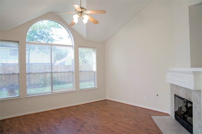Photo - 4107 Amber Trace Ct