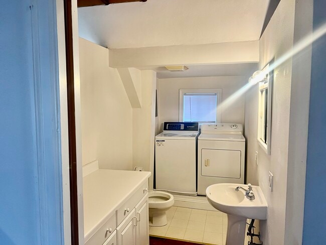 Photo - 4124 W Pine Blvd Unidad 3