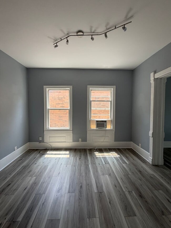 Photo - 1729 N Whipple St Unit 1729 N Whipple St #2