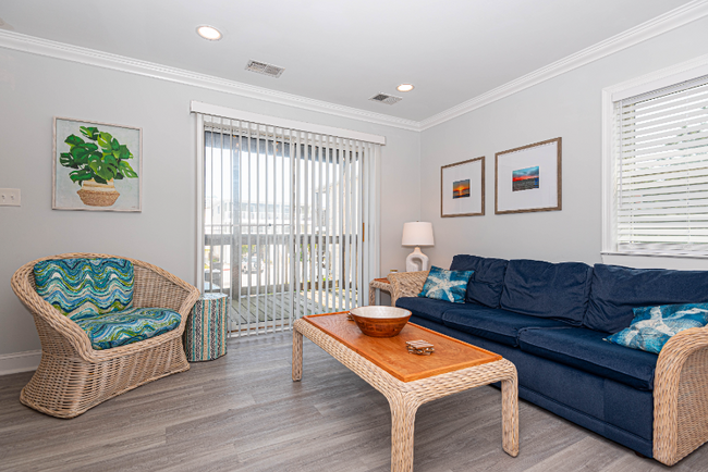 Building Photo - 13 43rd St Rental