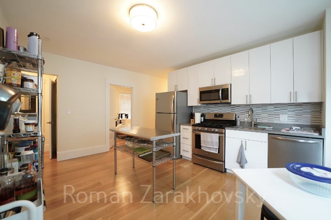 Photo - 319 Columbia St Unidad 1