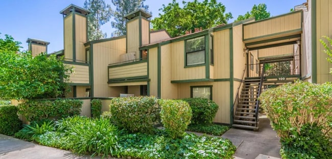 Photo - 100 Del Verde Cir