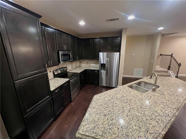 Photo - 1627 Trailview Way NE