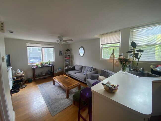 75 5th St Unit 1