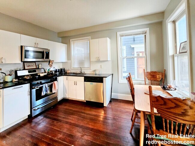 Photo - 23 Evergreen St