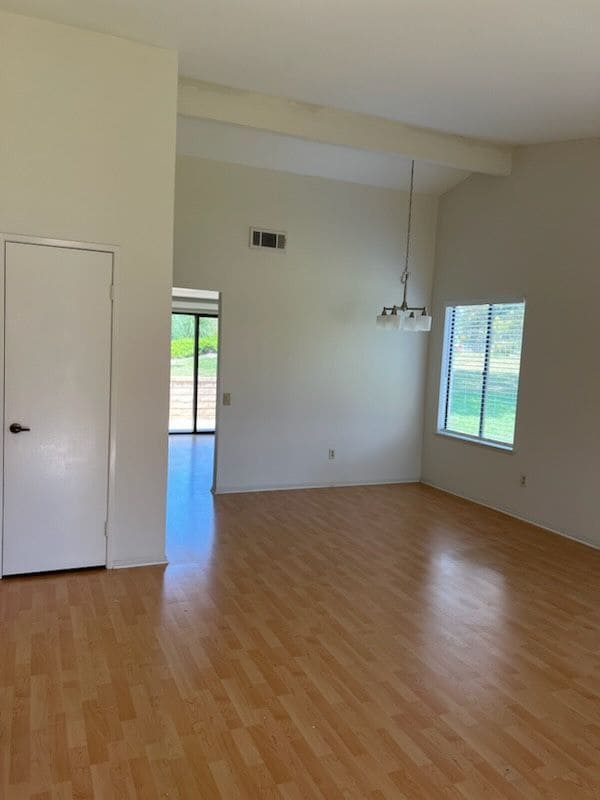 44135 Village 44